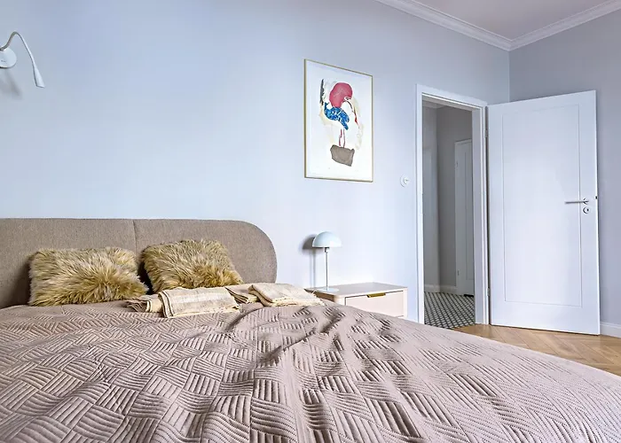 Koszykowa 3 * Varsovie